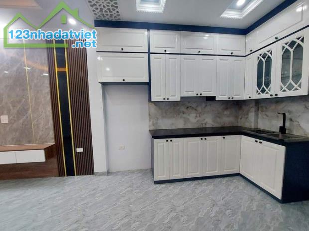 Bán nhà lô góc 220m2 tại Phùng Hưng Hà Đông tiện di chuyển 19/5, Tô Hiệu, Trần Phú