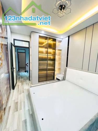 Cho thuê nhà ngõ 148 Tân Khai 5 tầng, 35m2, 4 ngủ, 4 WC, 15 Triệu - 4