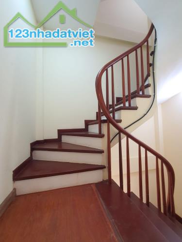 Bán nhà 6 tầng 40m2 Trần Thái Tông - 2