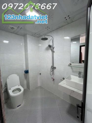 Nhà Đẹp Hàng Xóm Vinsmart 32m*5 Tầng, Chưa Tới 6 TỷAlo ngay: 0972 078 667 - 1