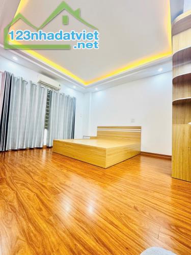 BÁN NHÀ MỸ ĐÌNH – NAM TỪ LIÊM – 40M2, 5 TẦNG – NỘI THẤT XỊN, NGÕ Ô TÔ – GIÁ 7 TỶ