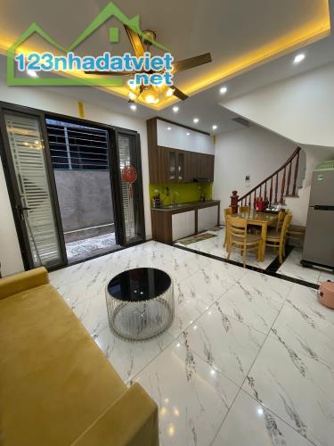 Bán nhanh nhà 4 tầng 30m2, 3m ra đường ô tô tránh Tổ 4 Đồng Mai, 300m ra QL 6, giá nhỉnh - 1