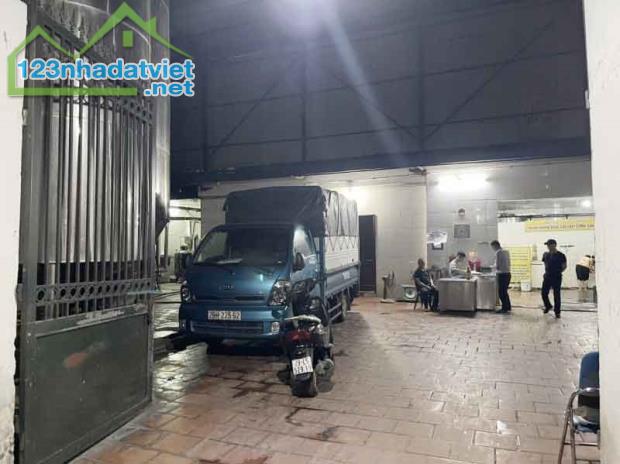Bán nhà Vĩnh Phúc, Ba Đình, 3 mặt tiền, ôtô, đầu tư tốt, 500mx1t, 86 tỷ, 0985696268