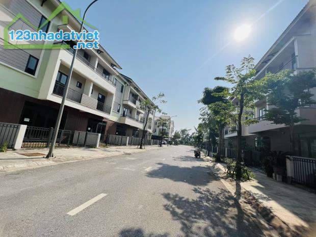 Duy nhất căn shophouse 90m2 áp góc Centa City giá 5,5x tỷ - 3