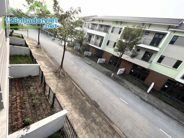 Duy nhất căn shophouse 90m2 áp góc Centa City giá 5,5x tỷ - 4