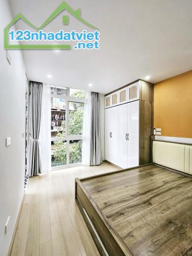 💥Tầng 3 tập thể 7,2ha Vĩnh Phúc, Ba Đình 70m 2PN ban công view đẹp - 1