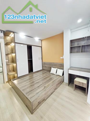 💥Tầng 3 tập thể 7,2ha Vĩnh Phúc, Ba Đình 70m 2PN ban công view đẹp - 2