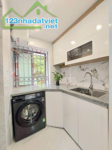 BÁN CĂN HỘ TẬP THỂ T2 QUỲNH MAI HAI BÀ TRƯNG - 70M 2PN - HƠN 3 TỶ SĐCC 2 BAN CÔNG Ở NGAY - 3