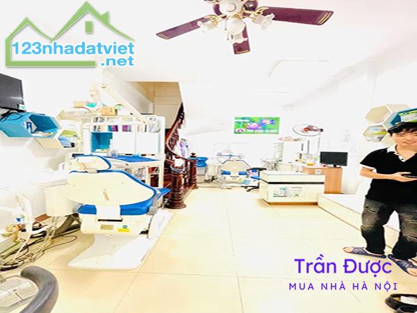 Bán nhà Miếu Đầm, 42m², chưa đến 7 tỷ, ô tô lùi tận cửa, nhà mới hoàn thiện - 1