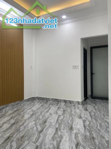 BÁN NHÀ 2 TẦNG, 40M2, TÂN KIỂNG, QUẬN 7 - GIÁ 5.8 TỶ - SỔ HỒNG CHÍNH CHỦ - 3