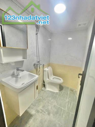 Bán căn hộ Tập thể Đồng Xa, Cầu Giấy. 19/45m2, Giá 1.92 Tỷ   PHÂN KHÚC BAY NHANH - TẬP THỂ - 4