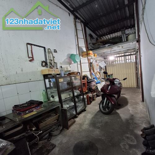 Bán nhà hẻm ô tô thông đường Hồ Văn Tư, Quận Thủ Đức_ 101 m2 đất _ Chỉ 6 ty--2 tầng 2 pn 2 - 2