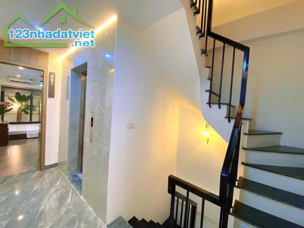 CHDV Cầu Giấy, 50m2, 6 tầng, 10 phòng, Thang Máy,đủ GPXD, PCCC, ngõ kinh doanh. Dt 50tr/ t - 3