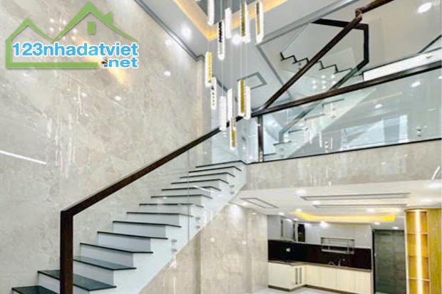 Bán nhà Quang Trung Phường 8 Gò Vấp, 5 Tầng 3.5m x 11m, 4 phòng ngủ - Giá 6.3 tỷ TL - 3