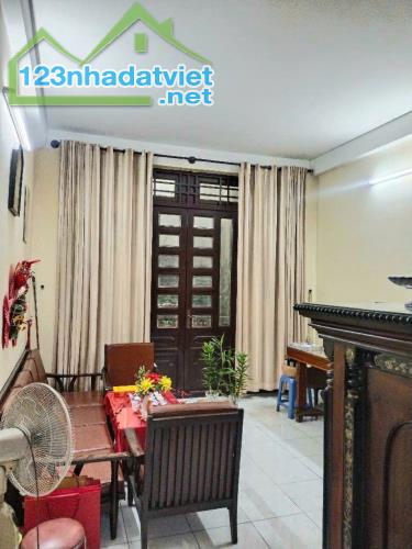 🏡🏡🏡 NHÀ 4 TẦNG MẶT TIỀN ĐƯỜNG CỘNG HOÀ - KINH DOANH ĐỈNH ĐA NGÀNH - KHÔNG QUY HOẠCH, KH