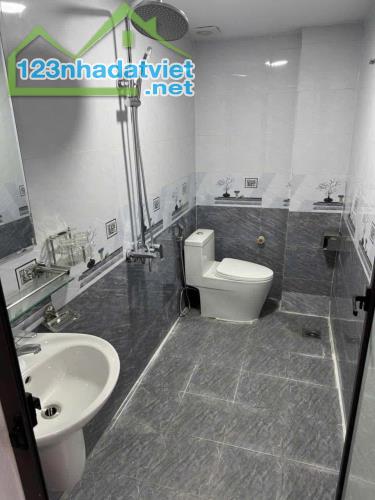 Bán nhà Văn Phú- Hà Đông, ô tô đỗ cách 40m, DT 30m2 x 4T, MT 3.25m Giá 5.6 tỷ - 2