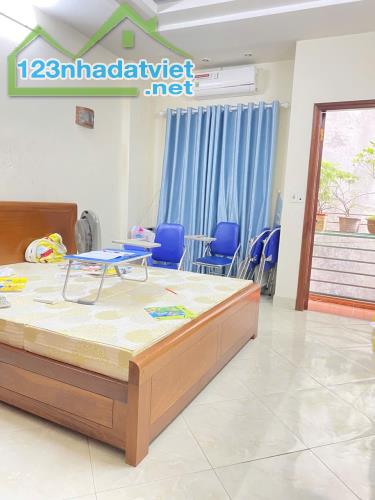 Cho thuê nhà Nguyên căn tại Ngõ 91 Hoàng Mai, 5 tầng, 40m2, 3 ngủ, 3 WC, 12 Triệu - 2