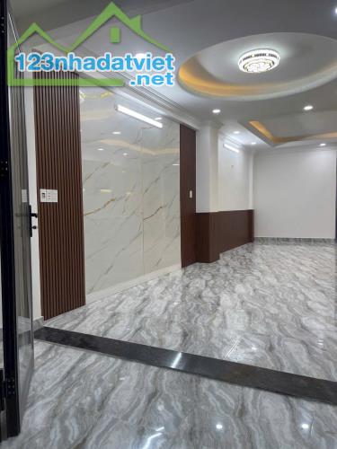 BÁN NHÀ QUẬN 7, PHƯỜNG TÂN KIỂNG - DT: 4,1 X 12M, 1 LẦU, HOÀN CÔNG ĐỦ - 2