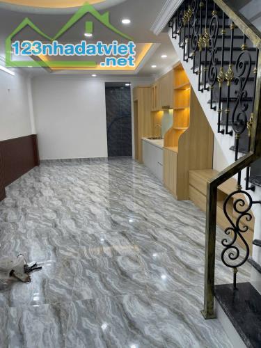 BÁN NHÀ QUẬN 7, PHƯỜNG TÂN KIỂNG - DT: 4,1 X 12M, 1 LẦU, HOÀN CÔNG ĐỦ - 1