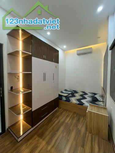 ♥ Nhà sát MT Ông Ích Khiêm, 52.2m2, 2 tầng hiện đại, 3PN, ở ngay 3.2 tỷ - 4