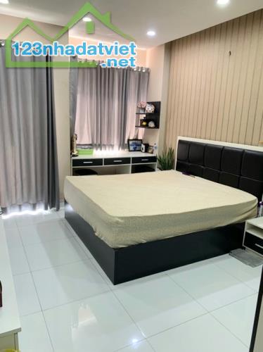 🏡🏡🏡 NHÀ 5 TẦNG MẶT TIỀN KINH DOANH SẦM UẤT - NGAY NGÃ TƯ ĐỒNG ĐEN, BÀU CÁT - ĐƯỜNG 16M - 4