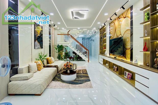 Bán nhà, đẹp, Nguyễn Văn Khối, Gò Vấp, 4 x 15m, 60 m², 4 tầng, 4 PN - Giá 6.86 tỷ TL