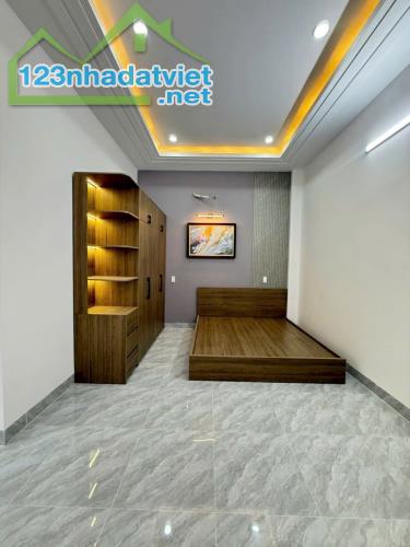 Nhà 2 lầu 1 trệt mới xây sát chợ hóa An 4.6 tỷ/90 m2 - 5