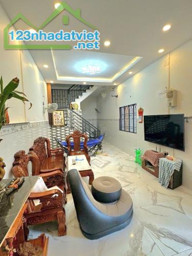 HOÀNG HOA THÁM - P7 - BÌNH THẠNH - CHỈ 4.75 TỶ - 43M2 - 2 TẦNG - 5