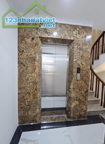 Nhà Mới! Phan kế Bính,Oto vào nhà,Thang máy,DT: 50m2 x 7Tầng,Giá:18 tỷ Ba Đình