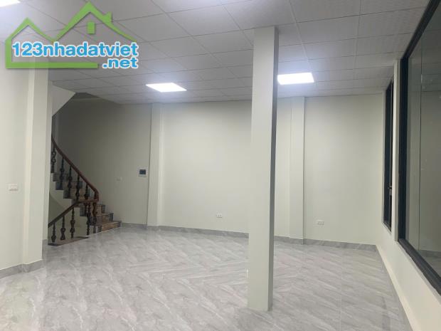 CHO THUÊ MBKD - ĐỊNH CÔNG - HOÀNG MAI, 52M2, 4 TẦNG THÔNG SÀN, MT 7M, 22 TRIỆU - 2