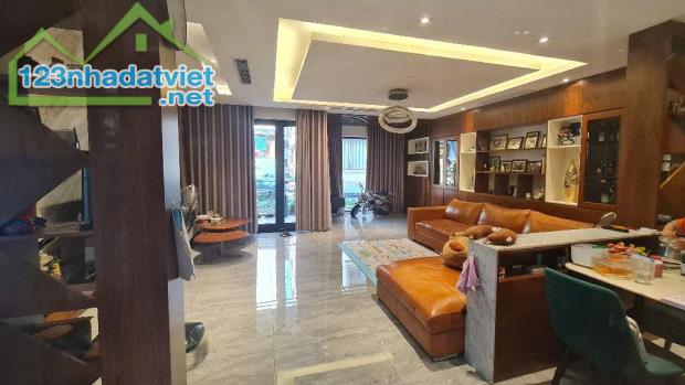 SIÊU PHẨM NHÀ ĐẸP CHÙA LÁNG – 122M², 5 TẦNG, MẶT TIỀN 8M – GIÁ 37.5 TỶ - 2