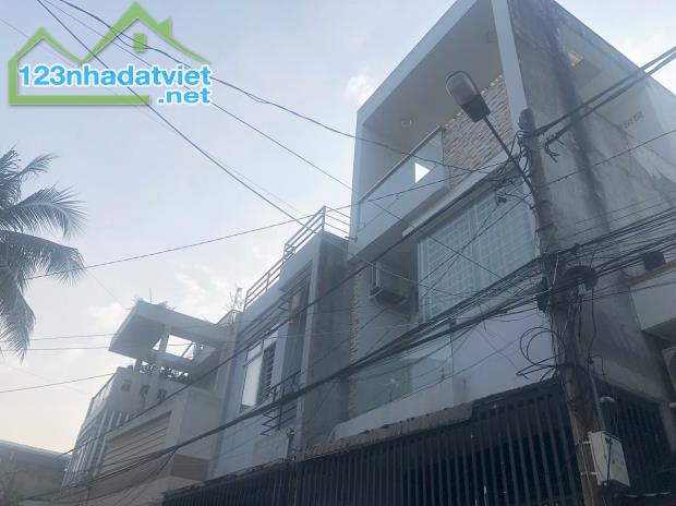 NHÀ ĐẸP ĐẠI HỌC TÀI CHÍNH - MARKETING, LONG TRƯỜNG, THỦ ĐỨC, 3 TẦNG, 60M2, 4PN, NHỈNH 4 TỶ - 1