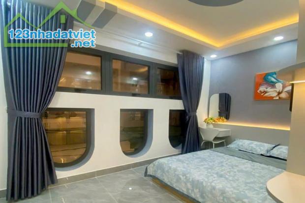 Bán nhà hẻm Quang Trung, Gò Vấp, 34.4 m² (4.3 x 8m), 3 tầng lầu - Giá 5.18 tỷ TL