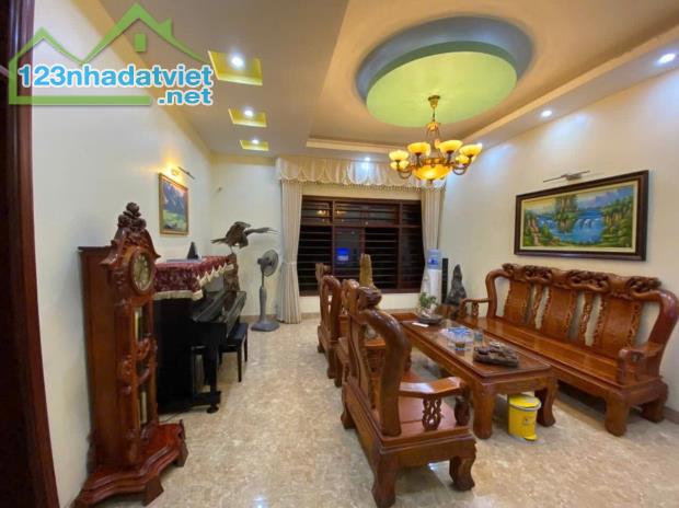 Bán Nhà Chính Chủ An Dương Vương Tây Hồ 84m Ô Tô Kinh Doanh - 1