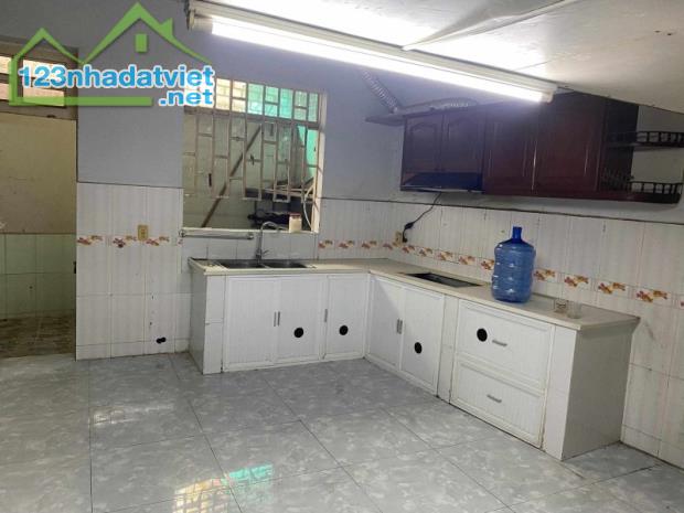 Bán nhà Hẻm xe tải Nguyễn Hữu Tiến, Quận Tân Phú, 82m², 6,3 tỷ. - 2