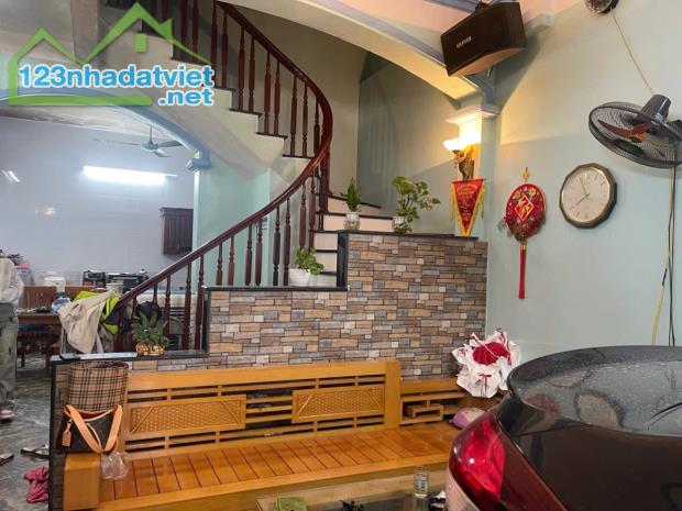 BÁN NHÀ 5TẦNG NỘI THẤT ĐẸP PHƯƠNG NHỊ 60M*MT4.65M Ô TÔ 7 CHỖ VÀO NHÀ CHỈ 9.15 TỶ - 1