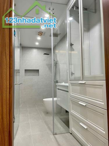 NHÀ MỚI THANG MÁY 4 CHỖ ĐỖ CỬA NGỌC TRÌ THẠCH BÀN 35M2 x 5T. GIÁ ĐẸP 6,5TỶ - 4