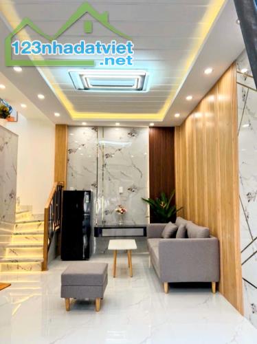 Bán Nhà Bùi Quang Là P12  DTSD 46m2 - Chỉ Nhỉnh 3 Tỷ - 2