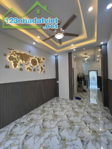 BÁN NHÀ ĐS 12 BHH - BÌNH TÂN 42M2 X 2 TẦNG GIÁ : 4,3 TỶ TL - 3