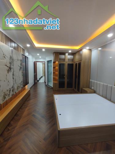 PHỐ VỌNG - HAI BÀ TRƯNG - 60M2 x 7T - MT 5M - 31.2 TỶ - Ô TÔ NGỦ TRONG NHÀ - THANG MÁY - 4