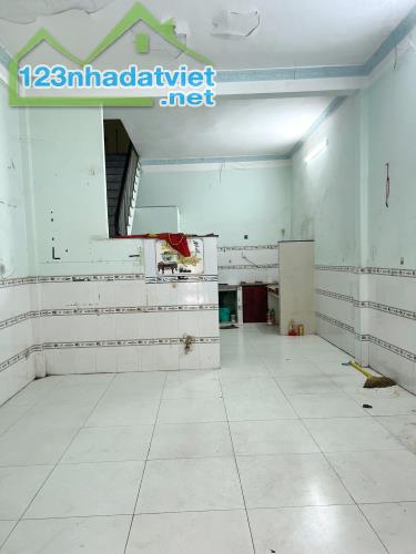 Nhà 4 tầng 42m2 HXH đỗ cửa sát MT đường Âu Dương Lân, Giá 5.75 tỷ