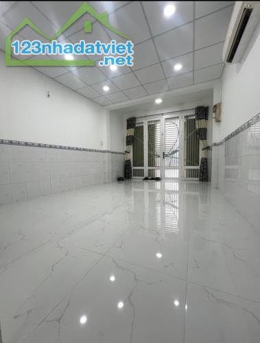 BÁN NHÀ ĐIỆN BIÊN PHỦ, LÔ GÓC, 38M2, XE HƠI VÀO NHÀ, 5.7 TỶ TL - 2