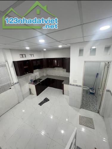 BÁN NHÀ ĐIỆN BIÊN PHỦ, LÔ GÓC, 38M2, XE HƠI VÀO NHÀ, 5.7 TỶ TL - 3