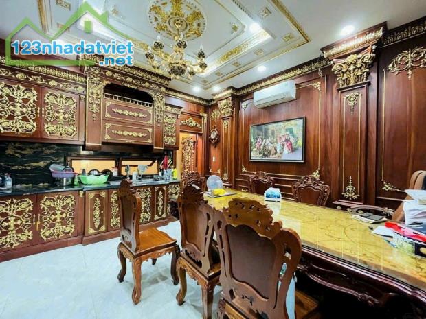 Gấp Bán giảm sâu!  Biệt Thự Đẳng Cấp Phong Cách Châu Âu, Nội Thất Dát Vàng - 4