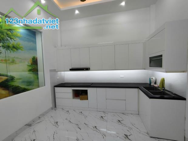 Nhà đẹp Quang Trung Hà Đông – 42m2 -8.9 tỷ -  oto đỗ cửa – sát ga tàu điện - 3