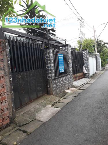 Bán gấp nhà HXH Tân Xuân 1,Hóc Môn DT 190m2 .Giá chỉ 6.7 tỷ (TL) - 1