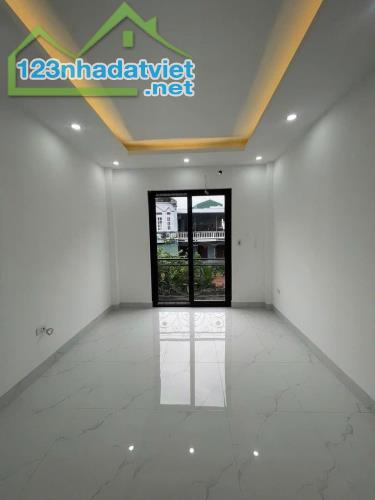 Nhà 4Tx45m2 ôtô đậu cửa gần nhà văn hoá, 200m ra chợ Đại Tảo,Đại Thành chỉ 2.8 tỷ, - 2