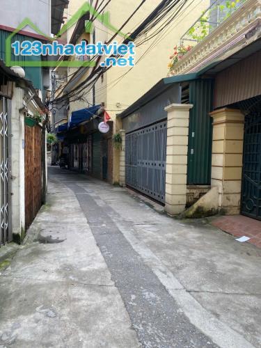 TÒA CCMN 7 TẦNG XUÂN LA - NHÀ MỚI - BA GÁC LAO VÙ VÙ - 1