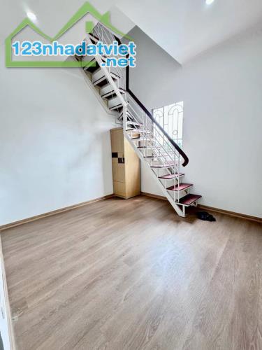 Bán căn hộ Cao Su Sao Vàng Khương Đình 80 m 2.58 tỷ nội thất đầy đủ - 5