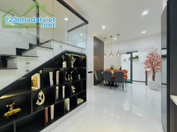 🏡🏡🏡MẶT TIỀN - 3 TẦNG 3 MÊ HÒA MINH LIÊN CHIỂU 3 PHÚT ĐI BỘ RA BIỂN NGUYỄN TẤT THÀNH  ✅️ - 4